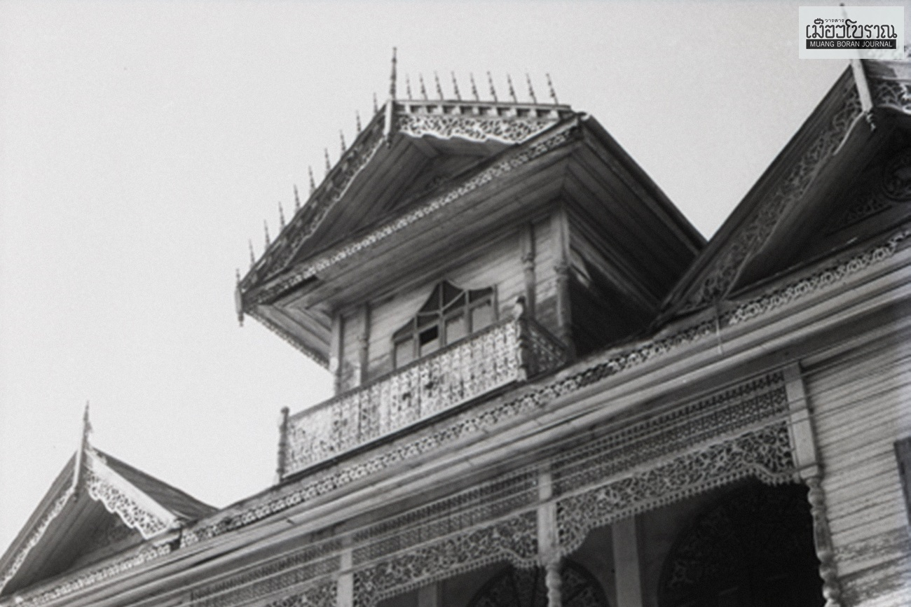 อาคารหม่องโง่ยซิ่น เรือนขนมปังขิงที่กาดกองต้า