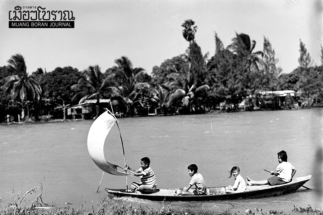 เล่นเรือใบ 